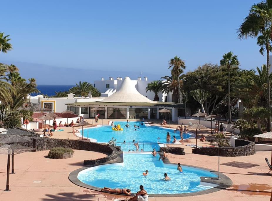 Apartamento Taisa Playa Roca Costa Teguise Exteriér fotografie